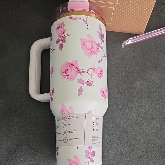 Stanley 40 oz Pink Floral Quencher Tumbler with Straw - Picture 6 of 6